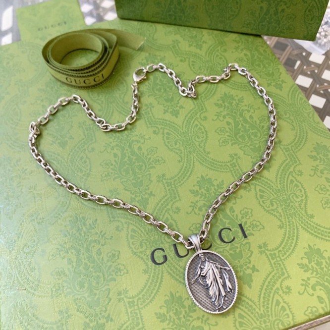 GUCCI ネックレス シルバー ユニセックス