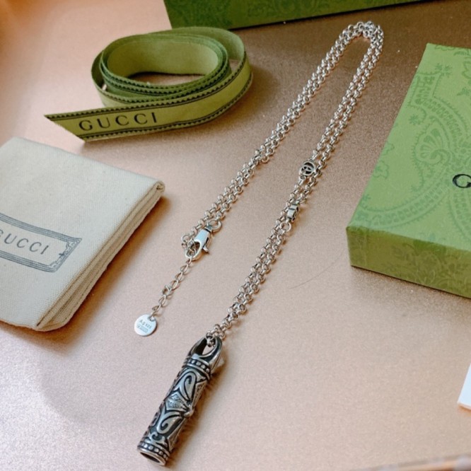 GUCCI ネックレス シルバー ユニセックス