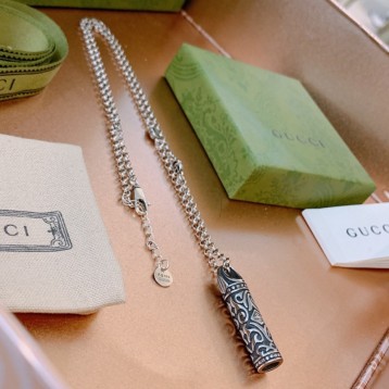 GUCCI ネックレス シルバー ユニセックス