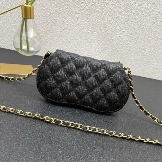 【CHANEL】 フラップバッグ ラムスキン ク