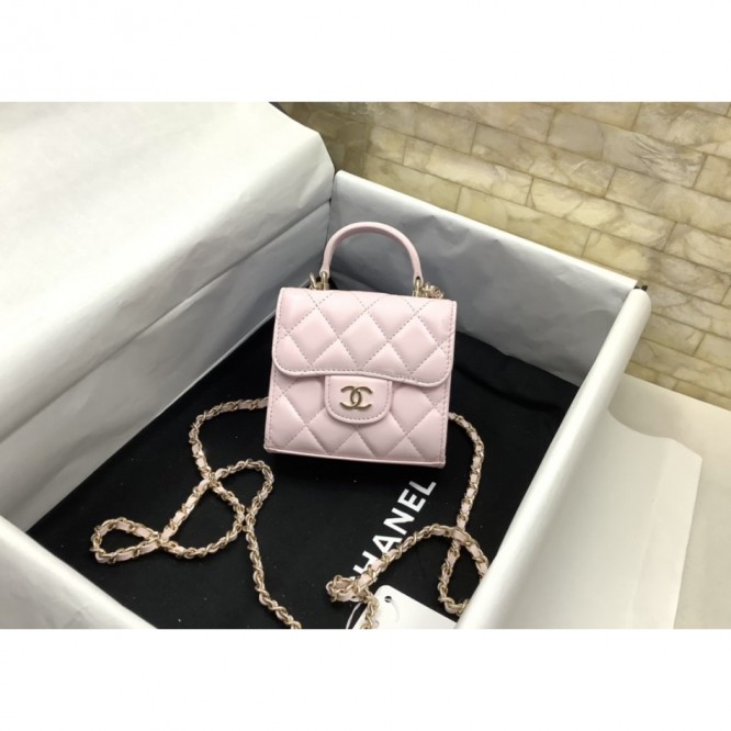 CHANELクラシックチェーンクラッチ★ミニbag AP2682