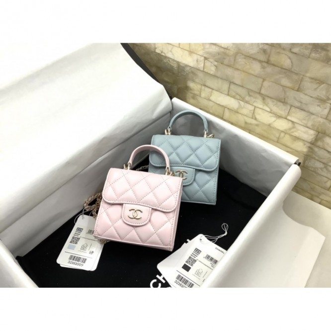 CHANELクラシックチェーンクラッチ★ミニbag AP2682