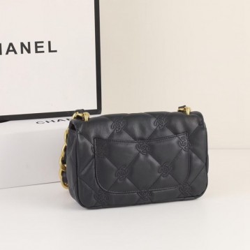 【CHANEL】 フラップバッグ ラムスキン ク 【CHANEL】 フラップバッグ ラムスキン ク