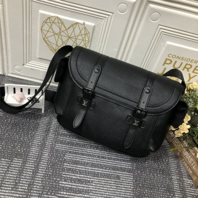 Louis Vuitton クリストファー・メッセンジャー ブラック