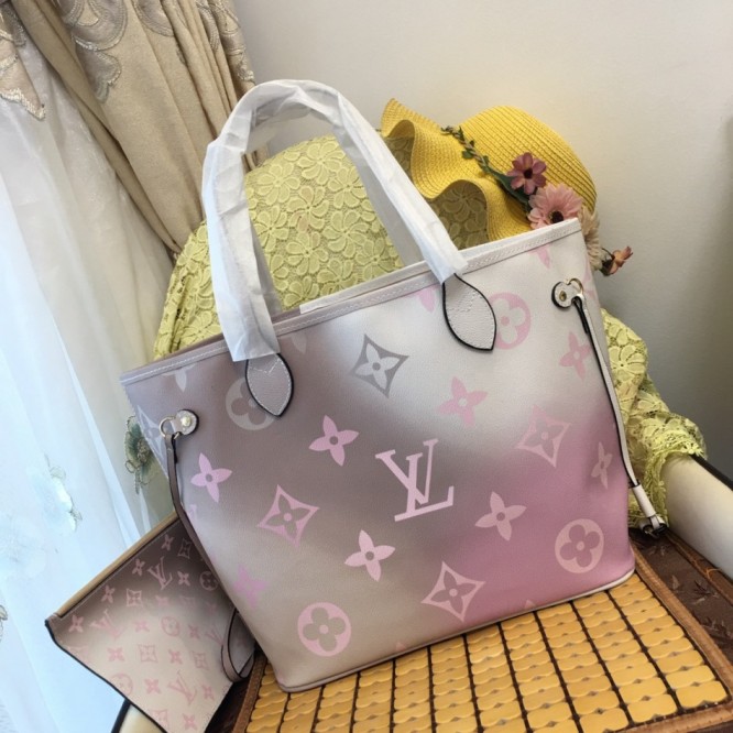 【LouisVuitton】ネヴァーフル トートバッグ