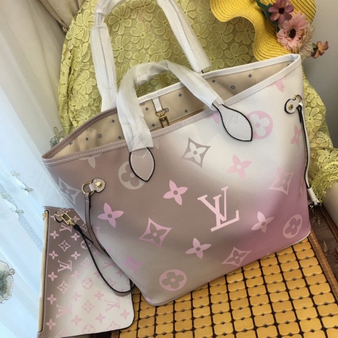 【LouisVuitton】ネヴァーフル トートバッグ
