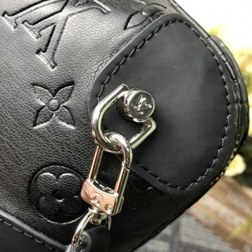 Louis Vuitton ホライゾン・クラッチ ショルダーバッグ