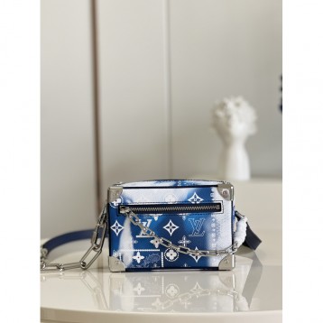 LouisVuitton×ミニソフトトランクショルダーバッグ LouisVuitton×ミニソフトトランクショルダーバッグ