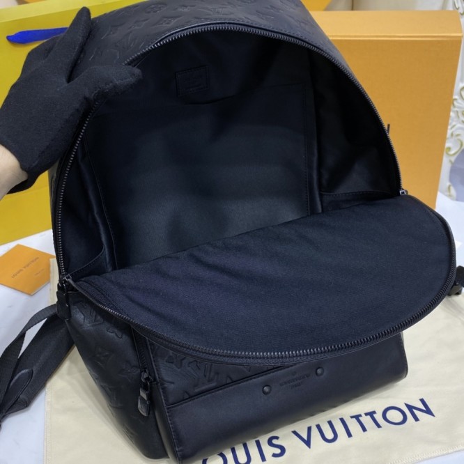 【Louis Vuitton】レーサー・バックパック ギフトにも