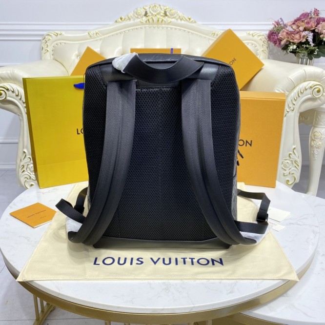 【Louis Vuitton】レーサー・バックパック ギフトにも