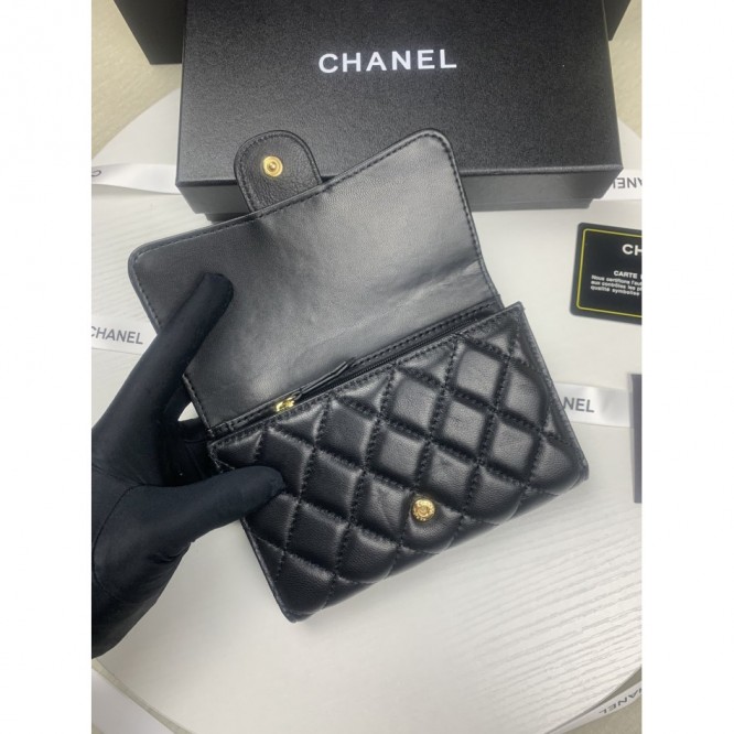 CHANELシャネル ミニ 三折り財布