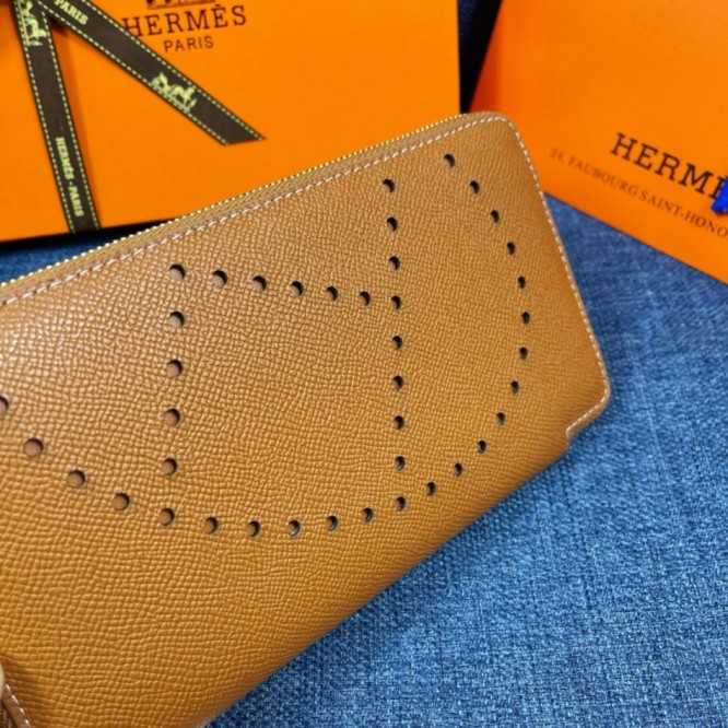 Hermes・レザー コンチネンタルウォレット 財布 折財布