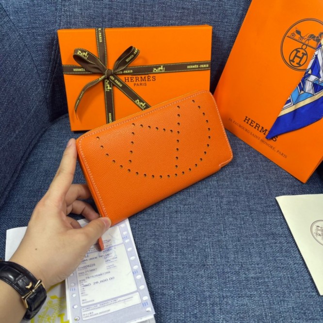 Hermes・レザー コンチネンタルウォレット 財布 折財布
