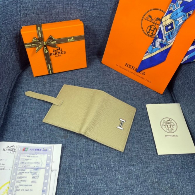 Hermes・レザー コンチネンタルウォレット 財布 折財布