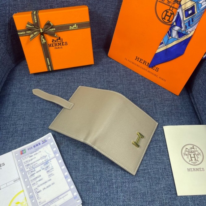 Hermes・レザー コンチネンタルウォレット 財布 折財布