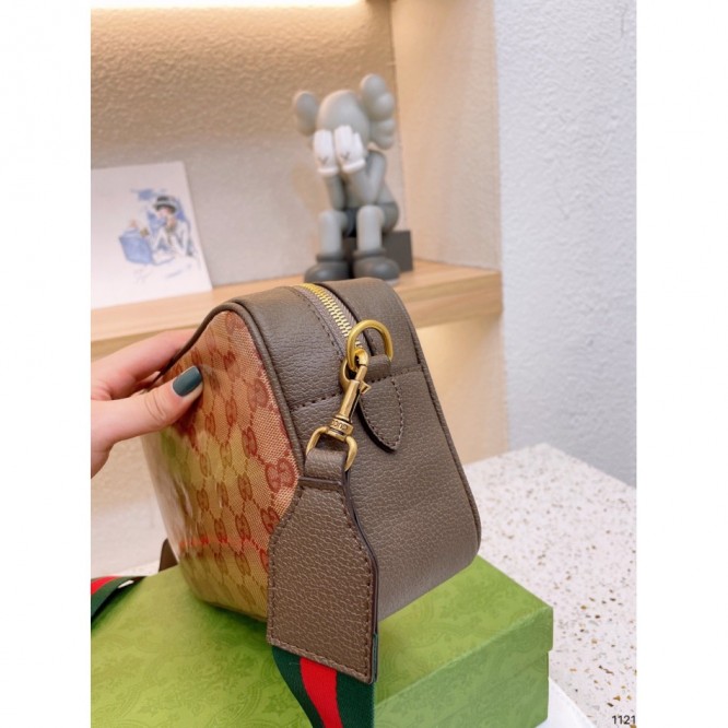【GUCCI】adidas x Gucci スモール ショルダーバッグ
