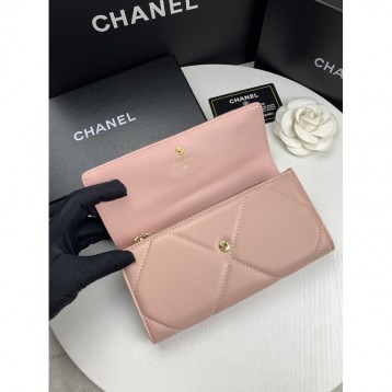 CHANELクラシック フラップウォレット ミディアム財布  CHANELクラシック フラップウォレット ミディアム財布