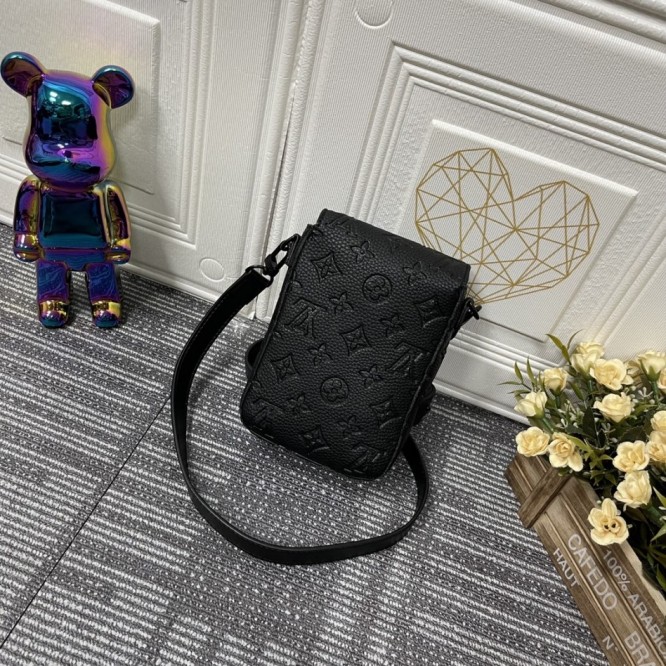 【Louis Vuitton】ヴィトンショルダーバック Sロックウォレット