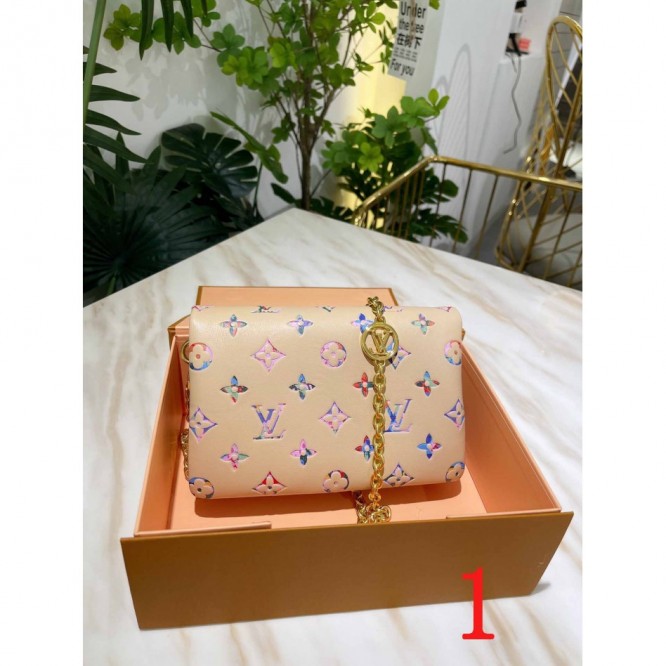 LOUIS VUITTON ポシェット・クッサン バッグ