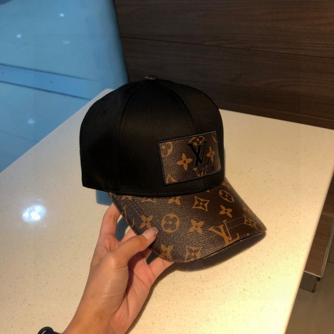 ルイ・2021年最新のキャップ LV ロゴキャップ スポーツ帽子 男女兼用 日よけ 野球帽 帽子 ベースボールキャップ