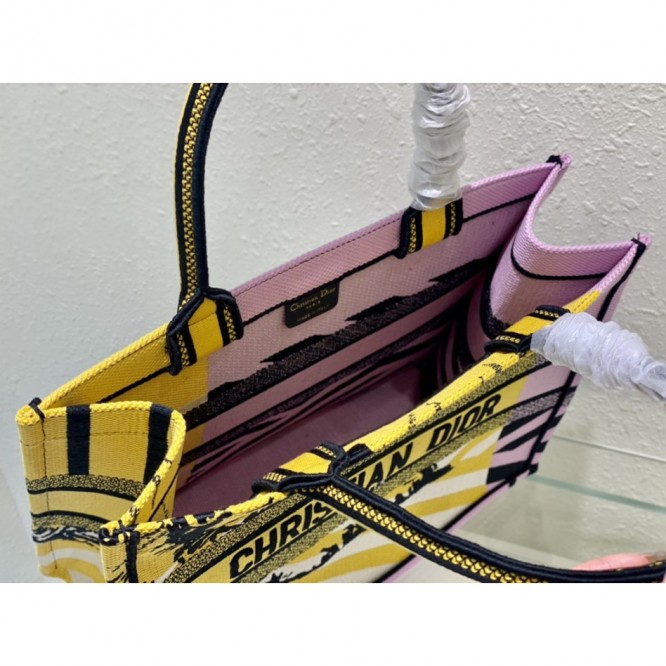 Dior ☆ DIOR BOOK TOTE ラージバッグ