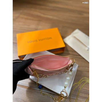 LouisVuitton ミニポシェット アクセソワール M80501 LouisVuitton ミニポシェット アクセソワール M80501