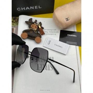 CHANELシャネル★サングラスクラッシュマスク CHANELシャネル★サングラスクラッシュマスク