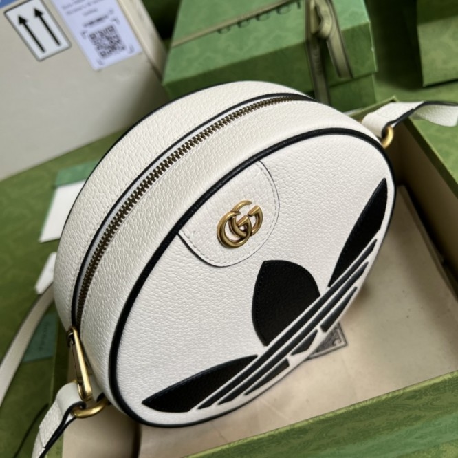 【adidas×GUCCI】オフィディアショルダーバッグ