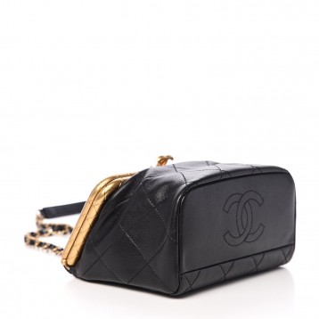 【CHANEL】小さなキスロックバッグ