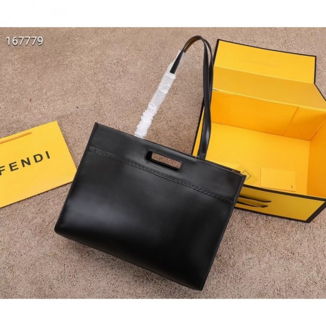 FENDI フェンディ 2021年最新なクラシックな トートバッグ