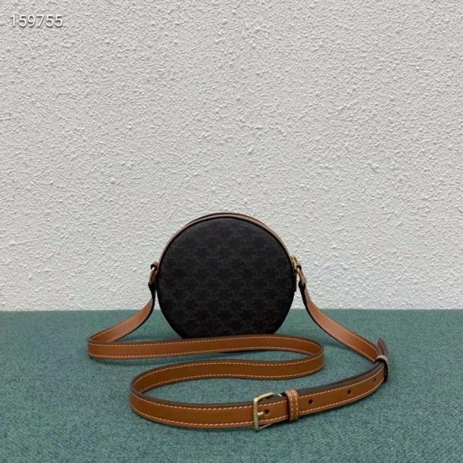 Celineラムレザー丸形小銭入り財布