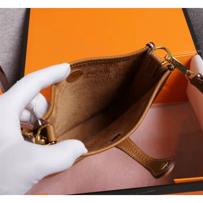 ★新入荷★HERMES エルメス Evelyne MINI エヴリン ミニ ショルダーバッグ 斜めかけ H069426CKCI