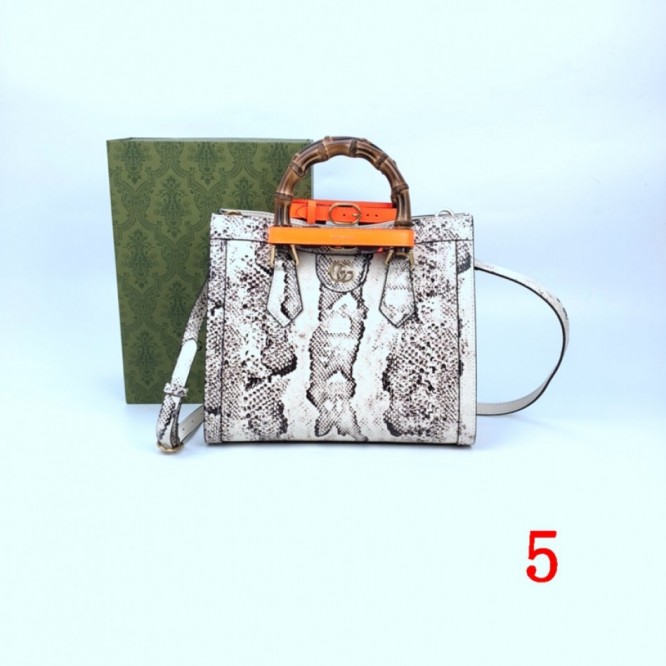 Gucci〔グッチ ダイアナ〕スモール トートバッグ660195
