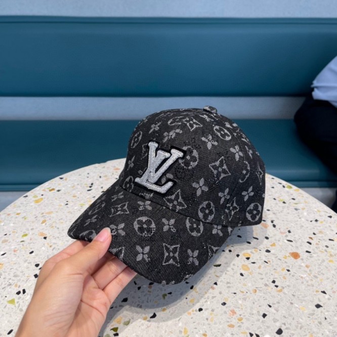 Louis Vuittonルイ・2022年最新キャップ スポーツ帽子 男女兼用 日よけ 野球帽 帽子 ベースボールキャップ