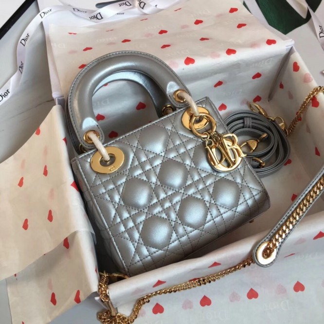 【Dior】ディオール MINI LADY DIOR ミニハンドバッグ