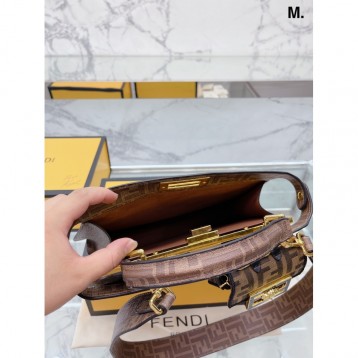 FENDI サンシャイン ミディアム トート バッグ レザー FENDI サンシャイン ミディアム トート バッグ レザー