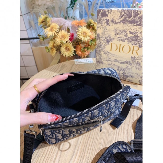 【DIOR】ディオール SAFARI メッセンジャーバッグ