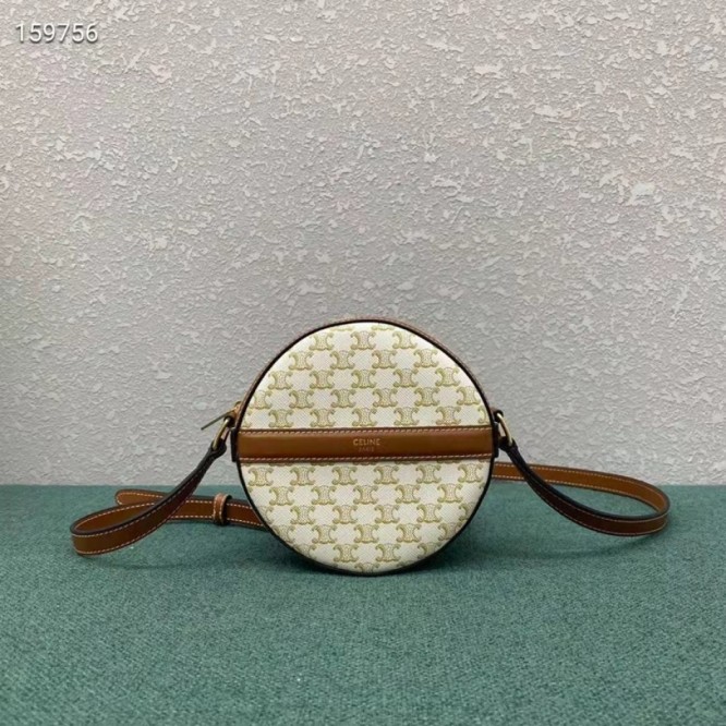 Celineラムレザー丸形小銭入り財布