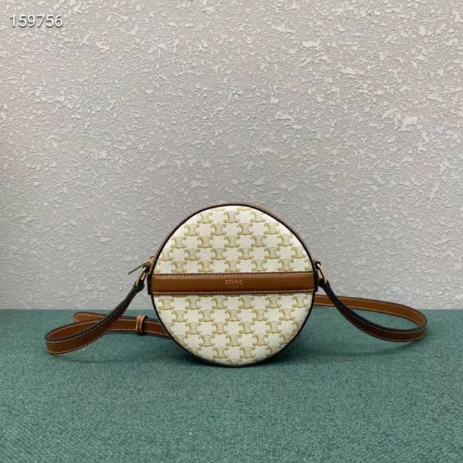 Celineラムレザー丸形小銭入り財布