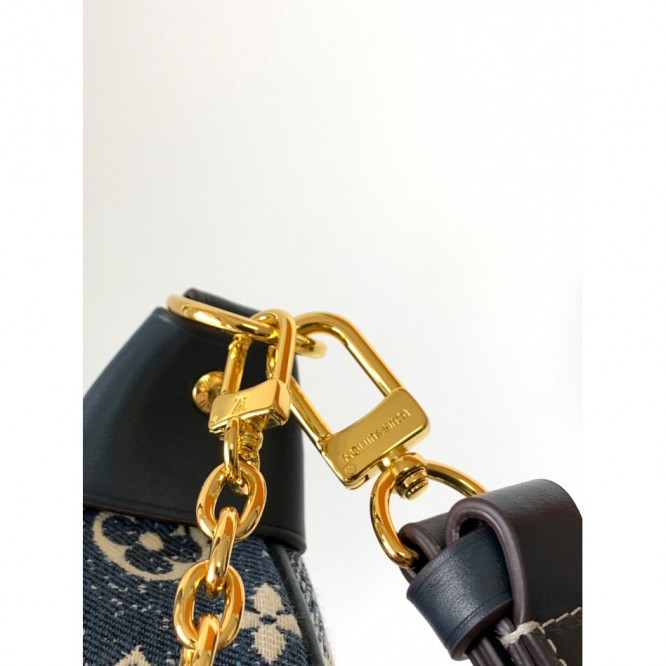  Louis Vuitton ループ 半月型 デニム バゲットバッグM81166