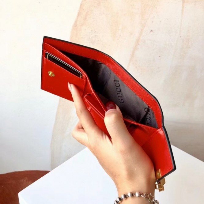 Gucci・〔GG マーモント〕レザー 三つ折りウォレット