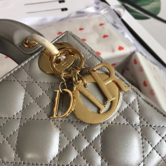 【Dior】ディオール MINI LADY DIOR ミニハンドバッグ