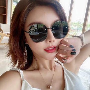 CHANELシャネル★サングラスクラッシュマスク CHANELシャネル★サングラスクラッシュマスク