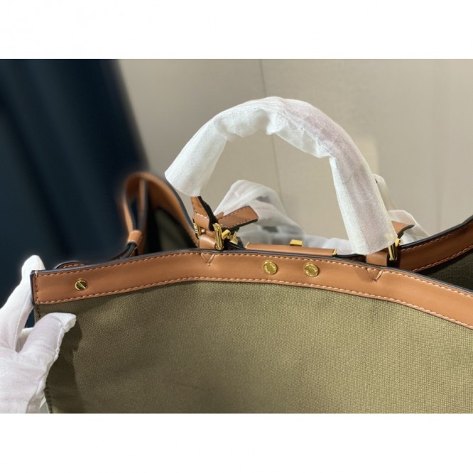 FENDI フェンディ なクラシックな ショルダーバッグハンドバッグ