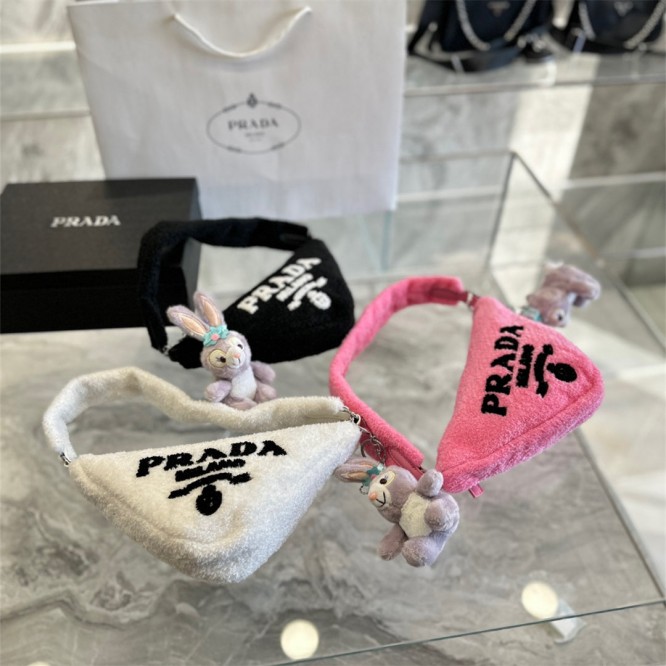 【超レア★数量限定】2022秋冬新作 PRADA テリー ミニバッグ