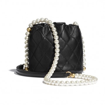 【定番♡人気の☆シャネル】CHANEL シャネル 21SS ドローストリングミニバッグ カーフスキン ウィメンズ ショルダーバッグ ブラック AS2529 【定番♡人気の☆シャネル】CHANEL シャネル 21SS ドローストリングミニバッグ カーフスキン ウィメンズ ショルダーバッグ ブラック AS2529