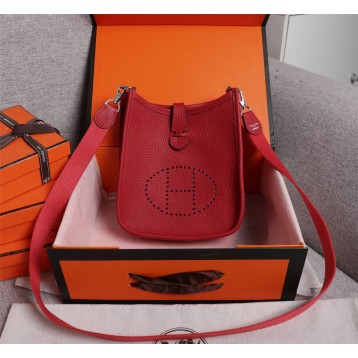 ★新入荷★HERMES エルメス Evelyne MINI エヴリン ミニ ショルダーバッグ 斜めかけ H077640CKAD ★新入荷★HERMES エルメス Evelyne MINI エヴリン ミニ ショルダーバッグ 斜めかけ H077640CKAD