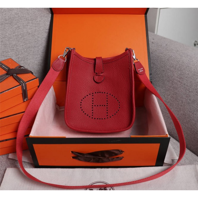 ★新入荷★HERMES エルメス Evelyne MINI エヴリン ミニ ショルダーバッグ 斜めかけ H077640CKAD