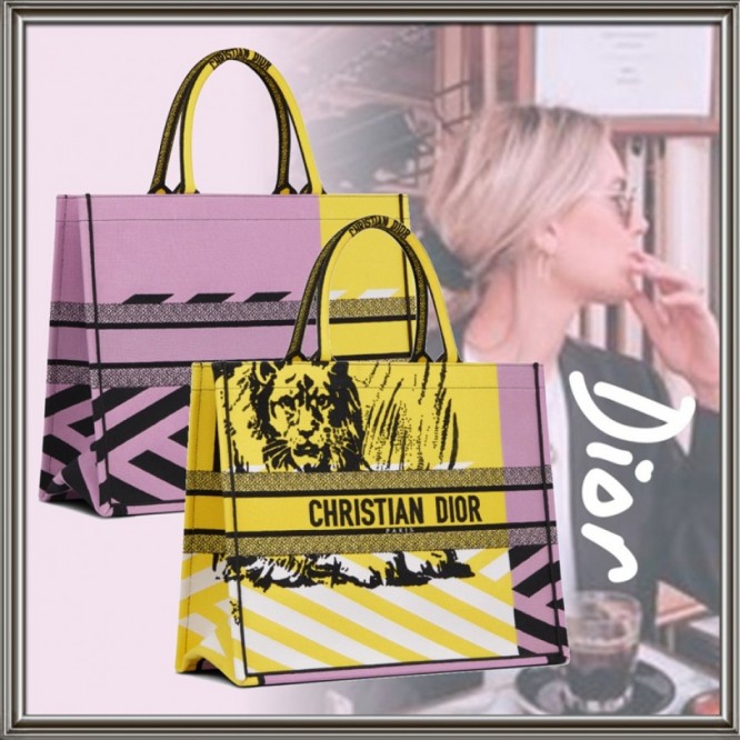 Dior ☆ DIOR BOOK TOTE ラージバッグ