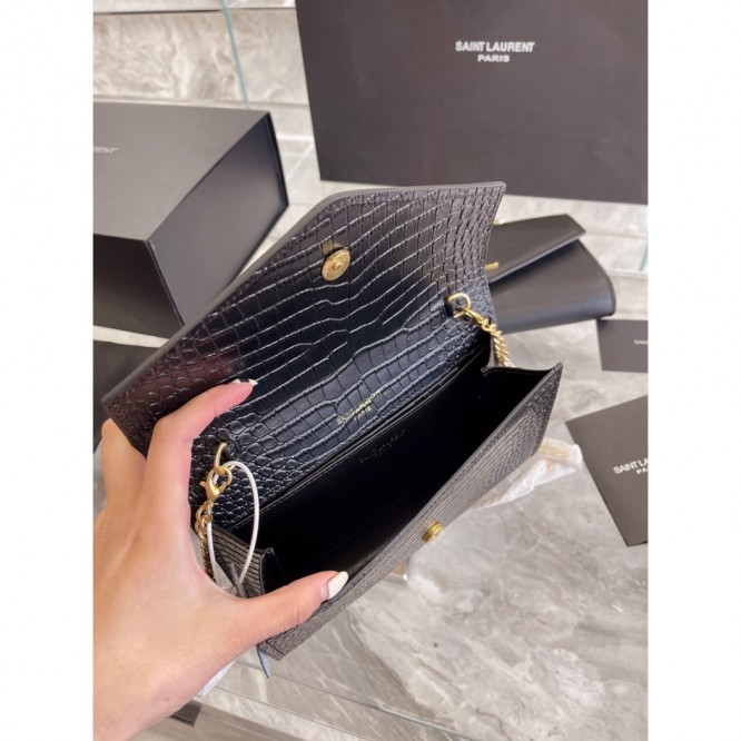 YSL・レザー コンチネンタルウォレット 財布 折財布